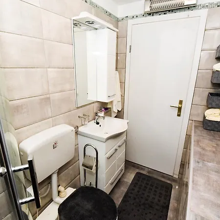 Apartman Ana Apartman *